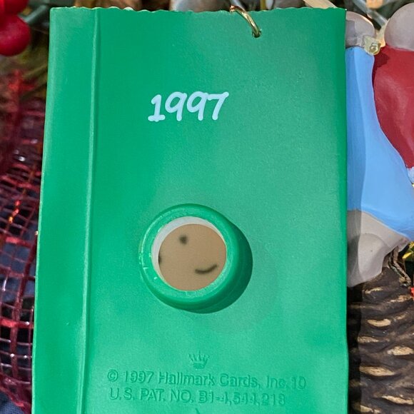 Hallmark Keepsake Ornament Chris Mouse Luminaria, SIGNED Magic Collector Series - Picture 8 of 8